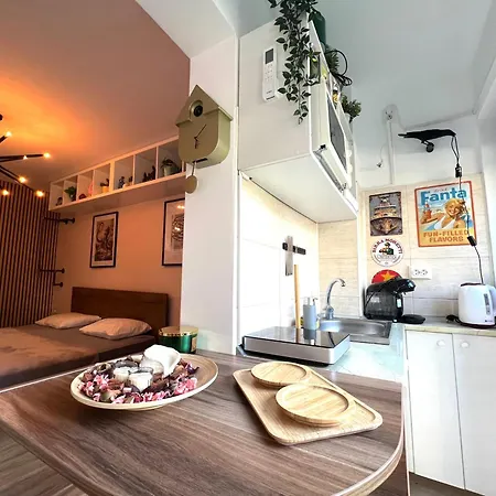 Апартаменты Submarine - Alpha Сатурн